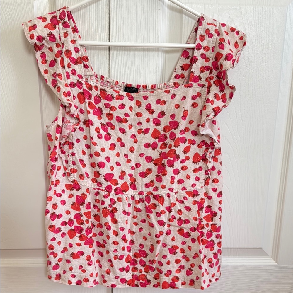 Ann Taylor Sleeveless Top Red/Pink Strawberry Print Medium Petite MP